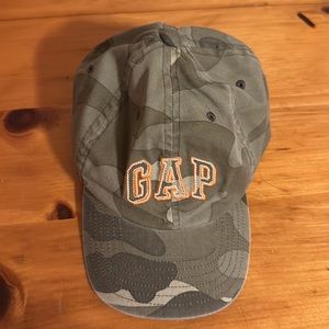 Gap Camo Youth hat size S/M